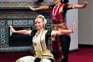 В Музее-институте семьи Рерихов прошел уникальный концерт классической индийской музыки и танцев в исполнении артистов из Индии